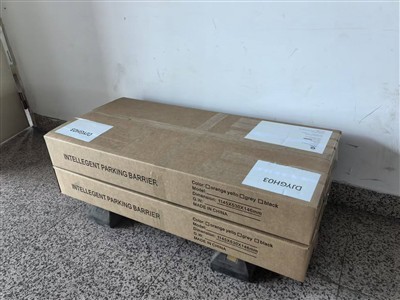 Las muestras de bloqueo de trampilla de estacionamiento solar para clientes de EE. UU. se envían ...