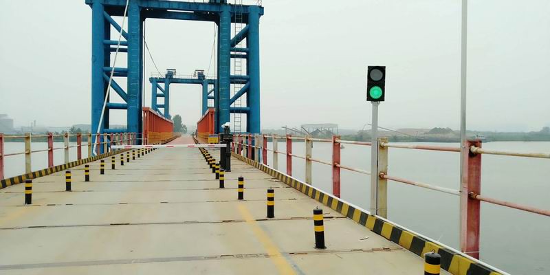 Sistema de semáforo para control de carril único