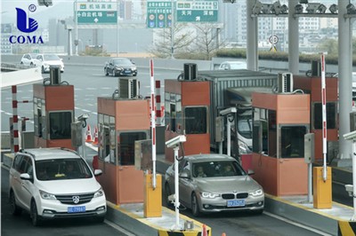 Barreras automáticas para aparcamientos y plazas de peaje de autopistas